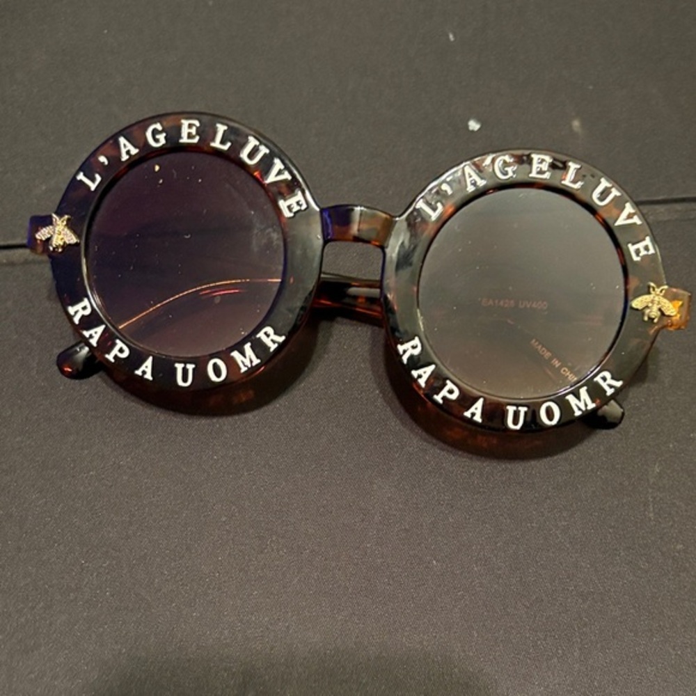 L'AGELUVE Fashion Inspired Round Sunglasses with Gold Bee